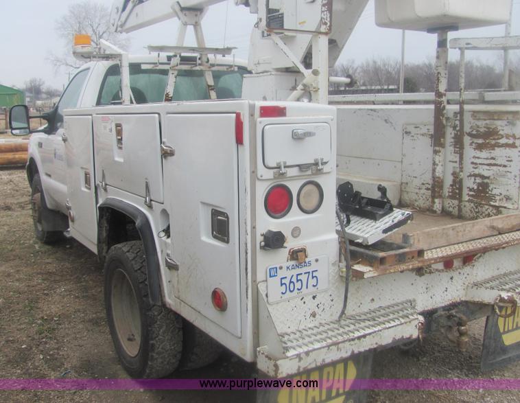 image for item 6937 1999 Ford F450 XL Super Duty bucket truck