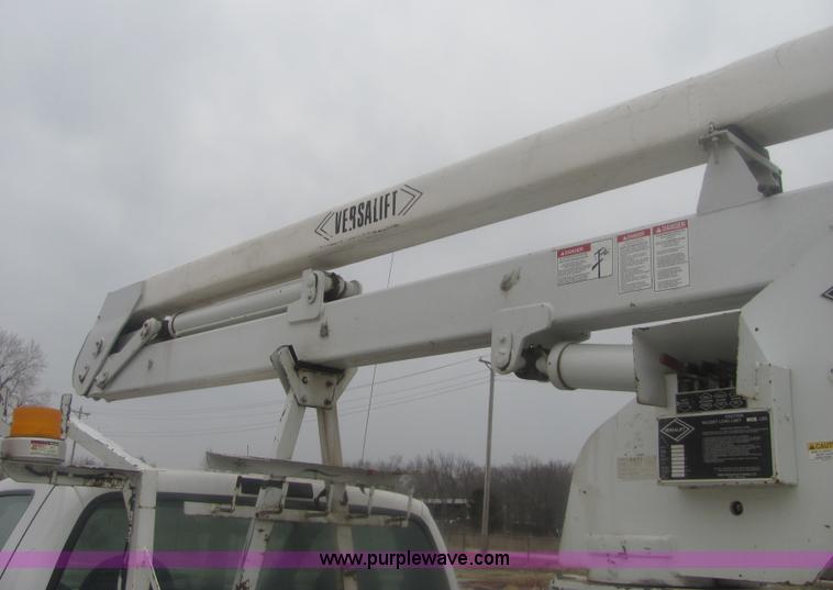 image for item 6937 1999 Ford F450 XL Super Duty bucket truck