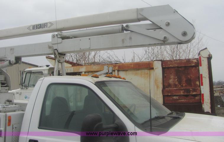 image for item 6937 1999 Ford F450 XL Super Duty bucket truck