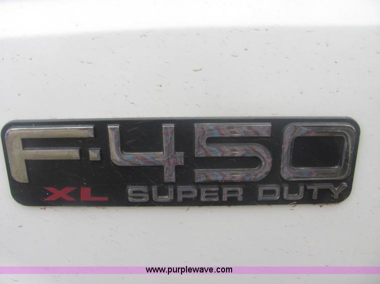 image for item 6937 1999 Ford F450 XL Super Duty bucket truck