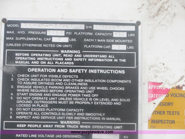 image for item 6938 1985 Ford F700 bucket truck