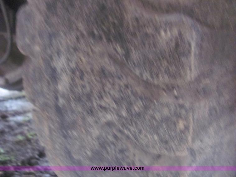 image for item 6938 1985 Ford F700 bucket truck