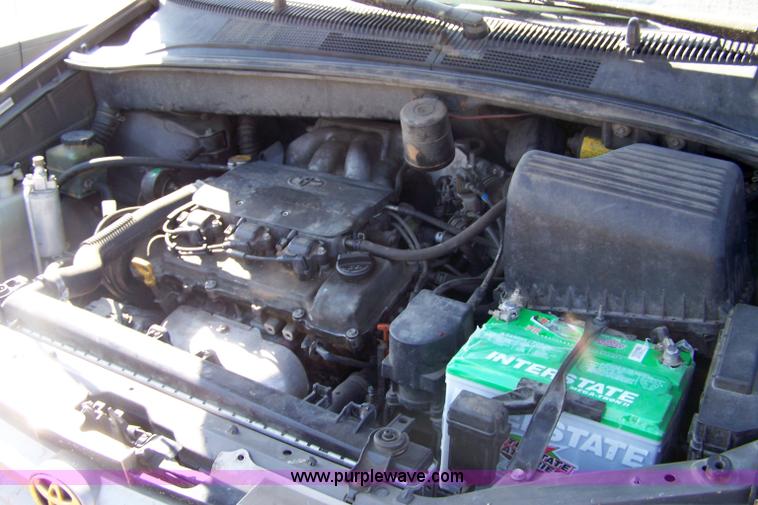 image for item 7280 1998 Toyota Sienna LE van