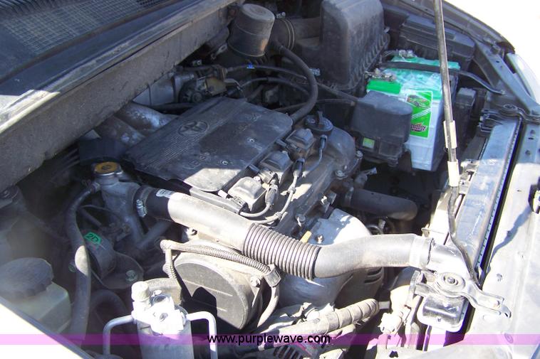 image for item 7280 1998 Toyota Sienna LE van