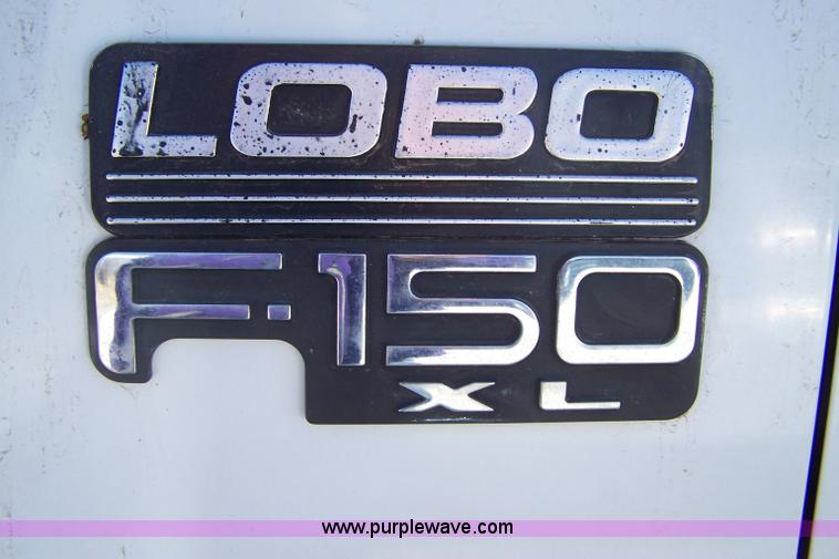 image for item 7282 1997 Ford F150 XL long bed pickup truck