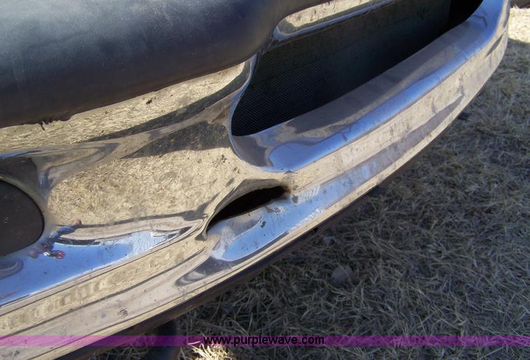 image for item 7282 1997 Ford F150 XL long bed pickup truck