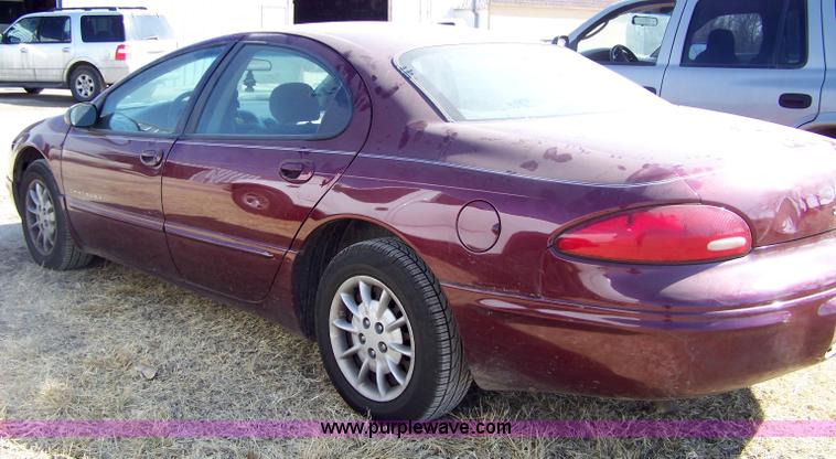 image for item 7283 1999 Chrysler Concorde LX