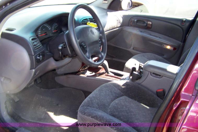 image for item 7283 1999 Chrysler Concorde LX