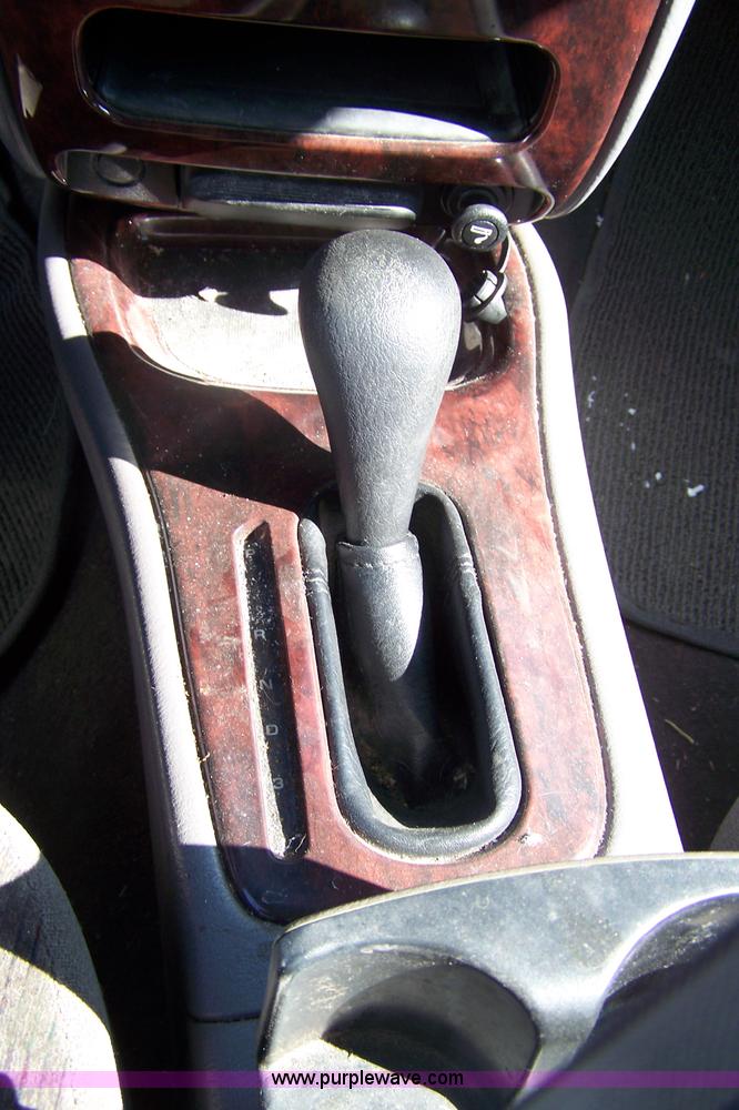 image for item 7283 1999 Chrysler Concorde LX