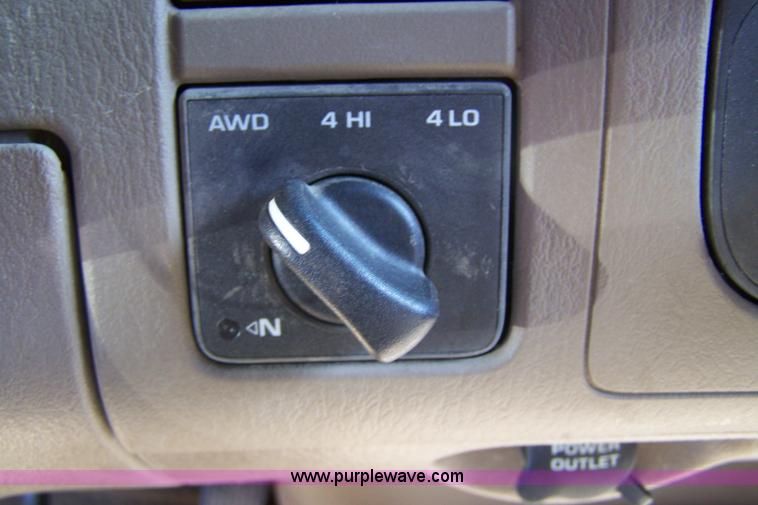 image for item 7284 2003 Dodge Durango SLT SUV