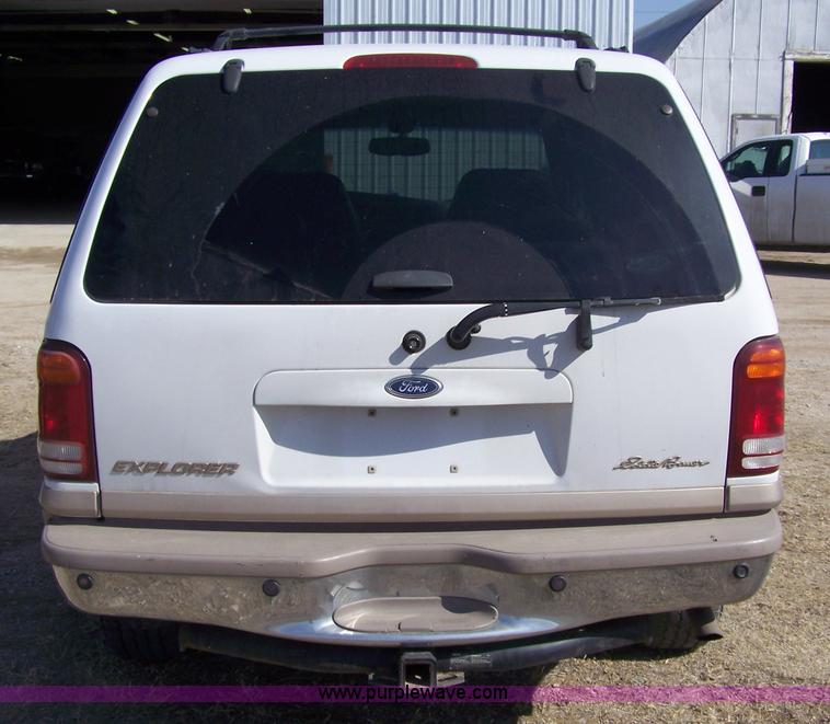 image for item 7285 2000 Ford Explorer Eddie Bauer SUV