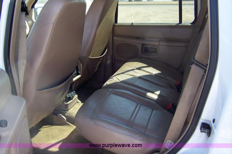 image for item 7285 2000 Ford Explorer Eddie Bauer SUV