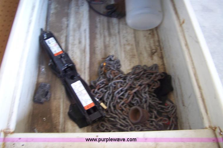 image for item 7289 Cross bed toolbox