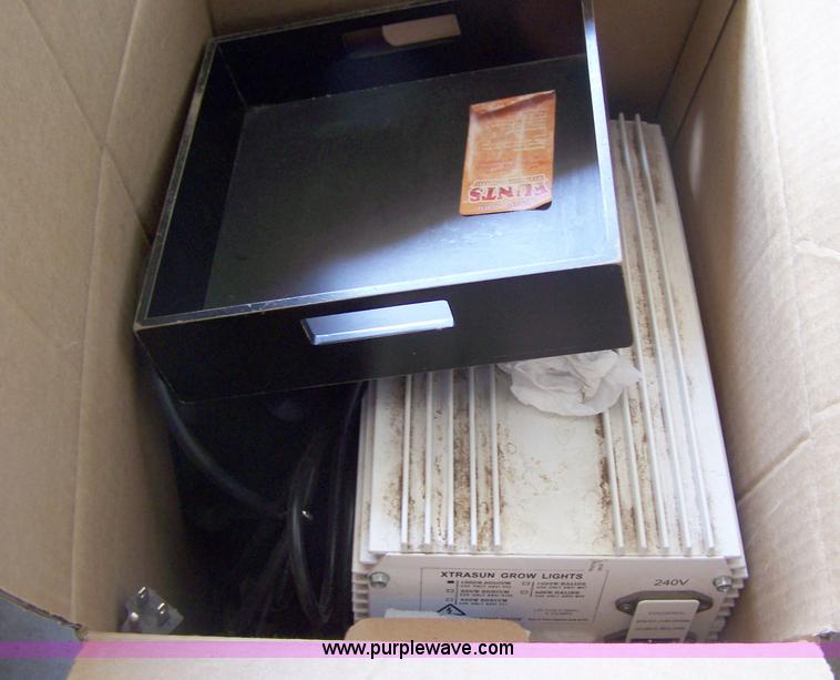 image for item 7290 Assorted items