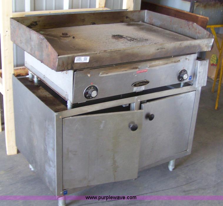 image for item 7293 Star grill