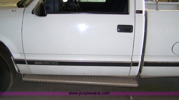 image for item 7294 1995 GMC Sierra C1500 SL long bed pickup truck