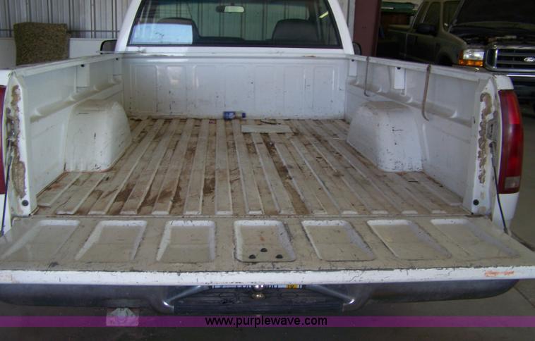 image for item 7294 1995 GMC Sierra C1500 SL long bed pickup truck