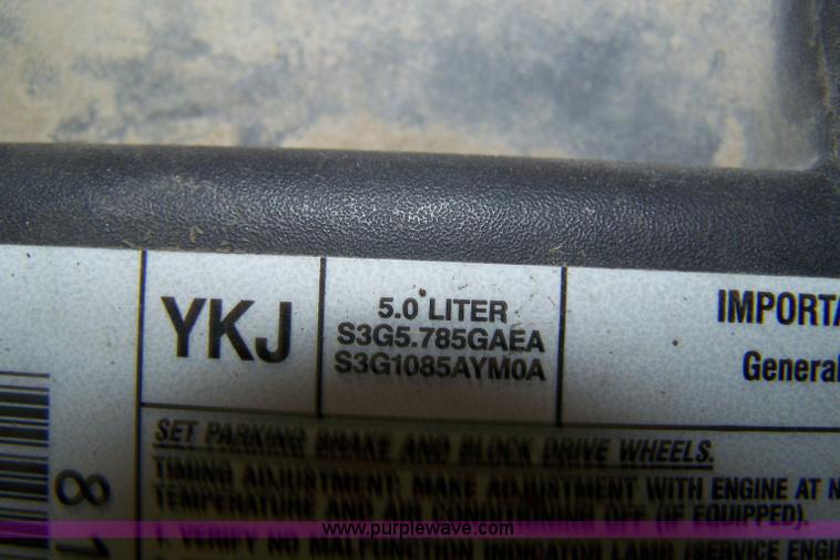 image for item 7294 1995 GMC Sierra C1500 SL long bed pickup truck