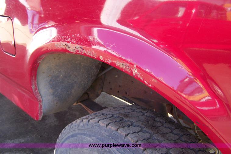 image for item 7325 1994 Ford F250 XL extended cab pickup truck