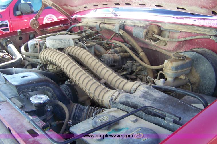 image for item 7325 1994 Ford F250 XL extended cab pickup truck