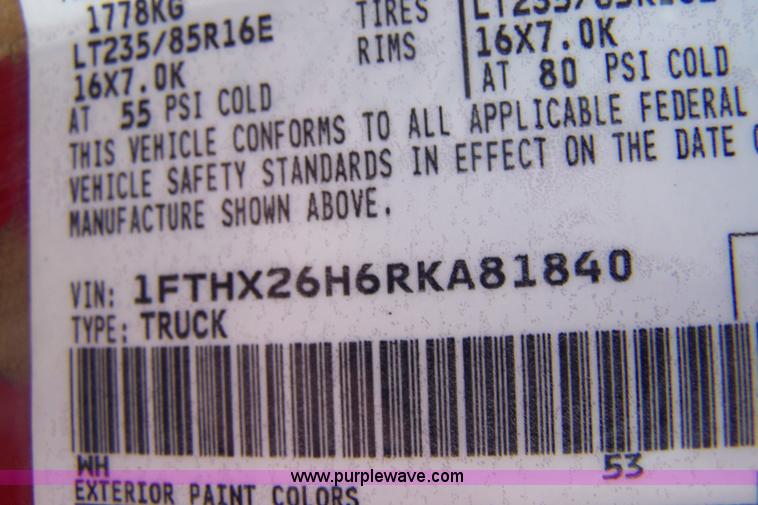 image for item 7325 1994 Ford F250 XL extended cab pickup truck