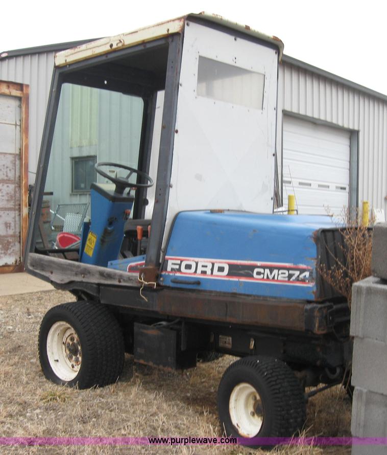 image for item 8510 Ford CM274 mower