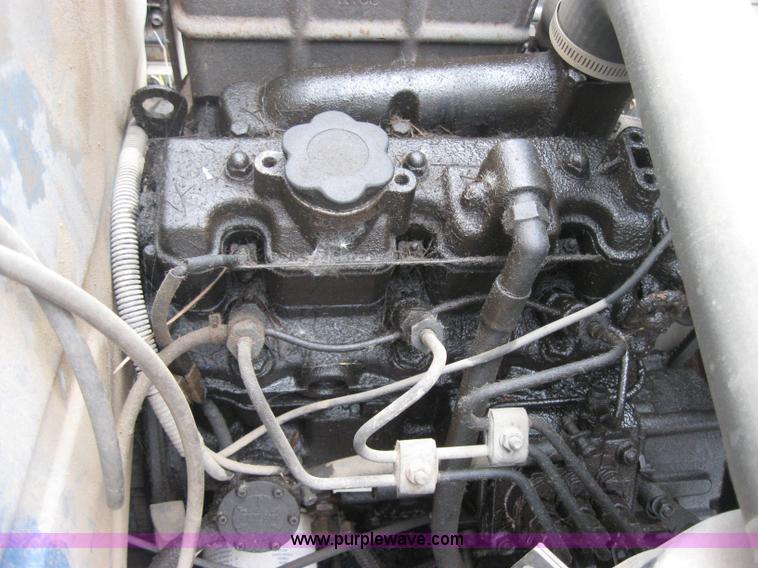 image for item 8510 Ford CM274 mower