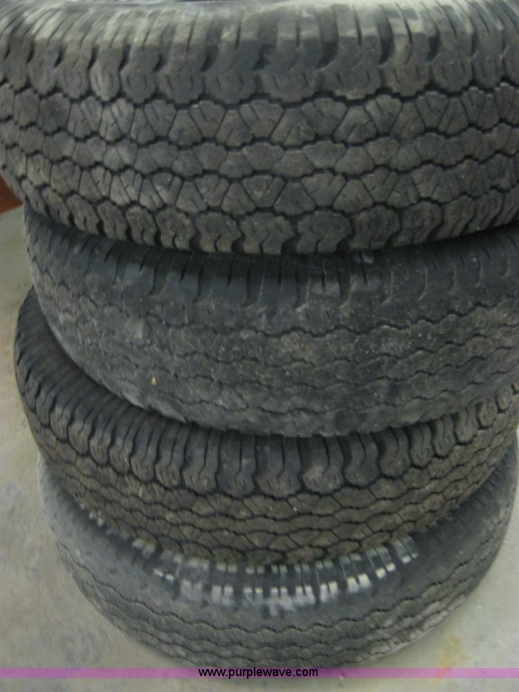 image for item 8516 (4) P225/75R15 tires