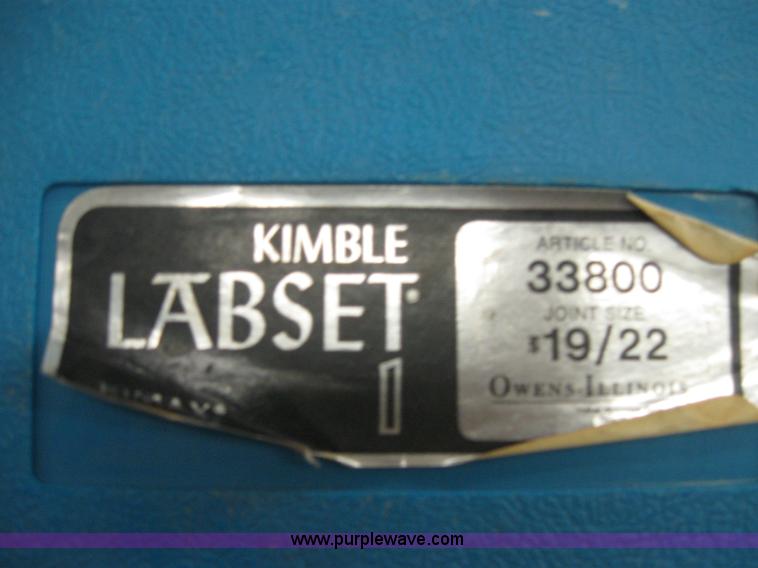 image for item 8517 Assorted science laboratory glassware