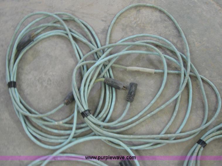 image for item 8518 (5) 20' to 25' 110v extension cords