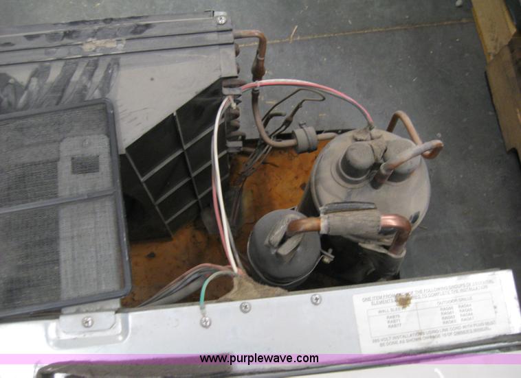 image for item 8520 (6) AC/heater wall units