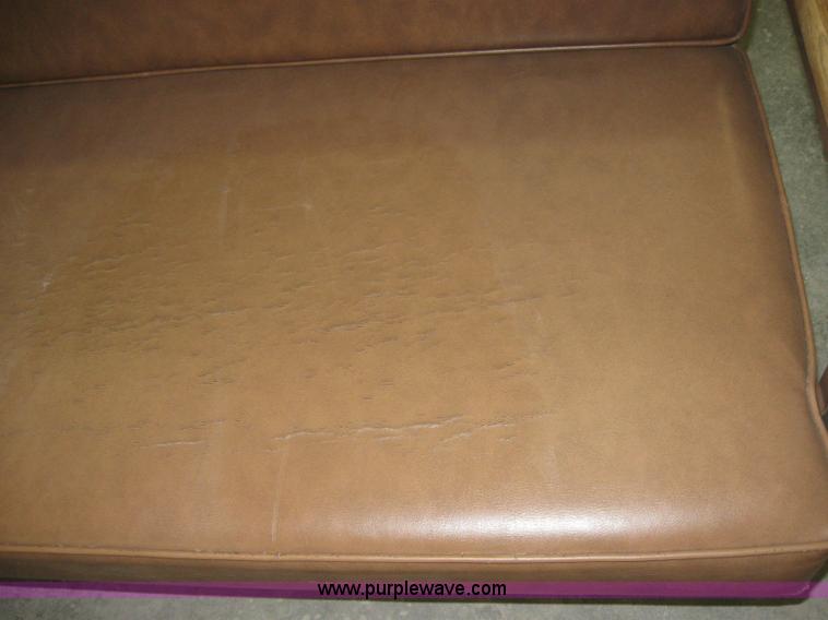 image for item 8521 (6) desks and furniture