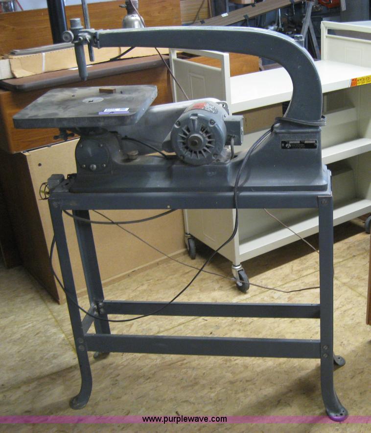 image for item 8522 Rockwell 40-440 jigsaw