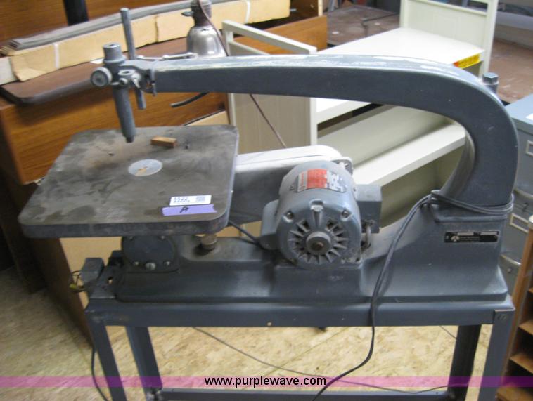 image for item 8522 Rockwell 40-440 jigsaw