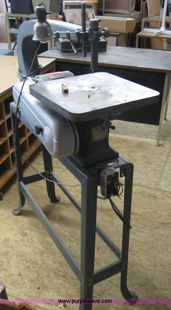 image for item 8522 Rockwell 40-440 jigsaw