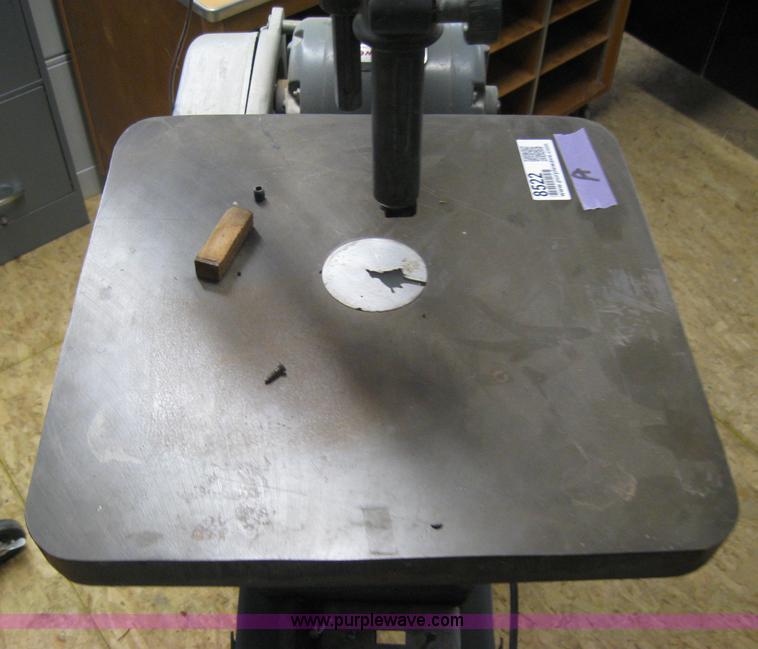 image for item 8522 Rockwell 40-440 jigsaw