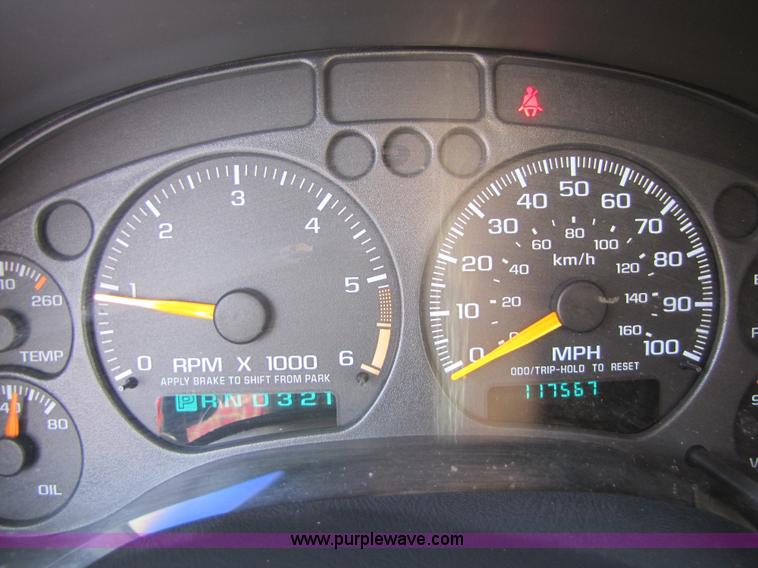 image for item 8662 2000 Chevrolet Blazer LS SUV