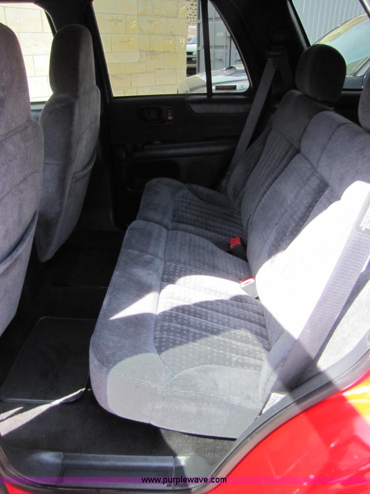 image for item 8662 2000 Chevrolet Blazer LS SUV