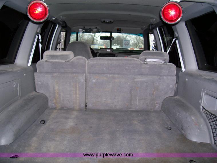 image for item 8688 1998 Ford Explorer XLT