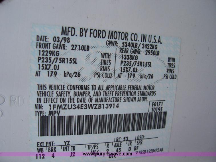 image for item 8688 1998 Ford Explorer XLT