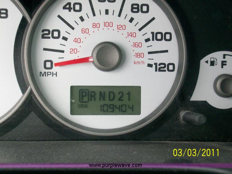 image for item 8718 2007 Ford Escape XLS SUV