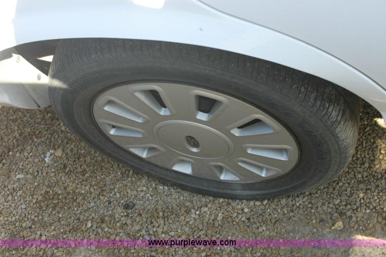 image for item 9404 2006 Ford Crown Victoria Police Interceptor