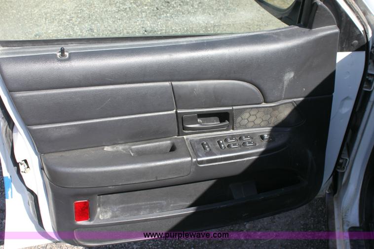 image for item 9415 2006 Ford Crown Victoria Police Interceptor