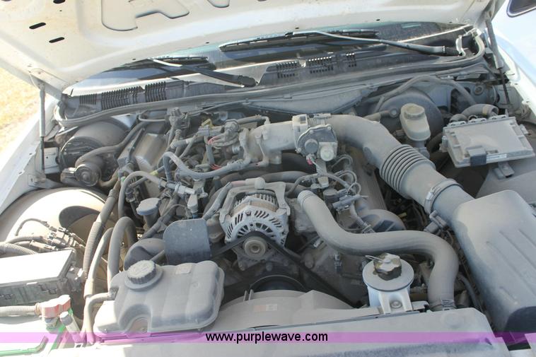 image for item 9415 2006 Ford Crown Victoria Police Interceptor