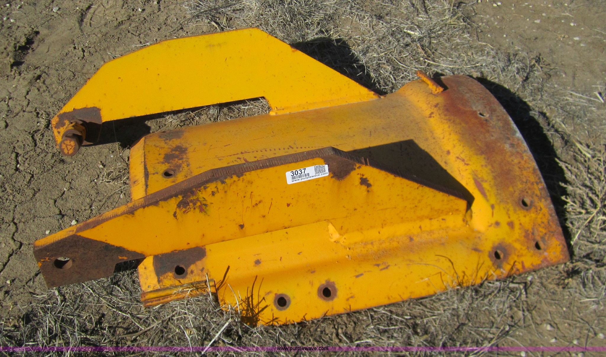 2' Champion moldboard extension in Sublette, KS Item 3037 sold