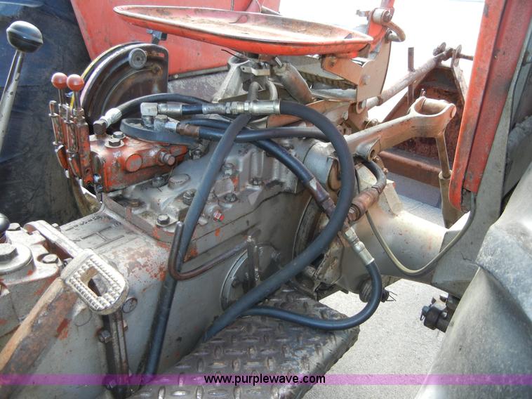 image for item 2318 1972 Massey-Ferguson 165 tractor with loader