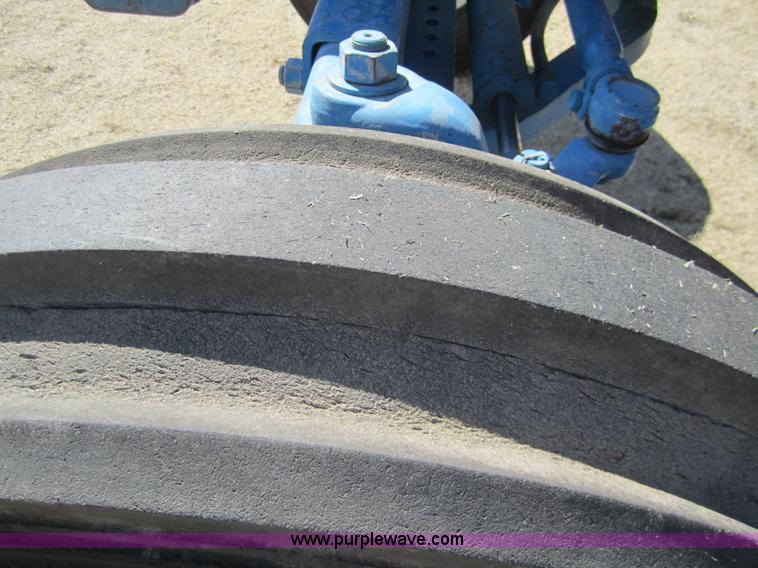 image for item 3051 1989 Ford TW5 tractor