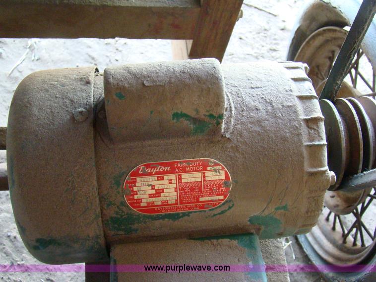 image for item 4443 Clipper 27 seed cleaner