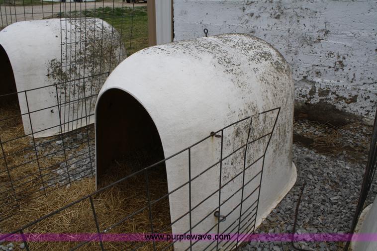 image for item 4937 (7) calf huts