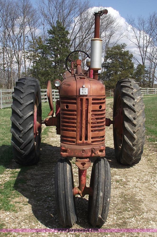 image for item 5486 McCormick Farmall 300 tractor
